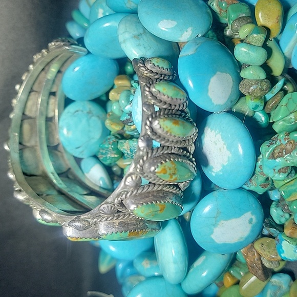 Real Navajo Turquoise 15 Stone Cuff - Picture 4 of 11